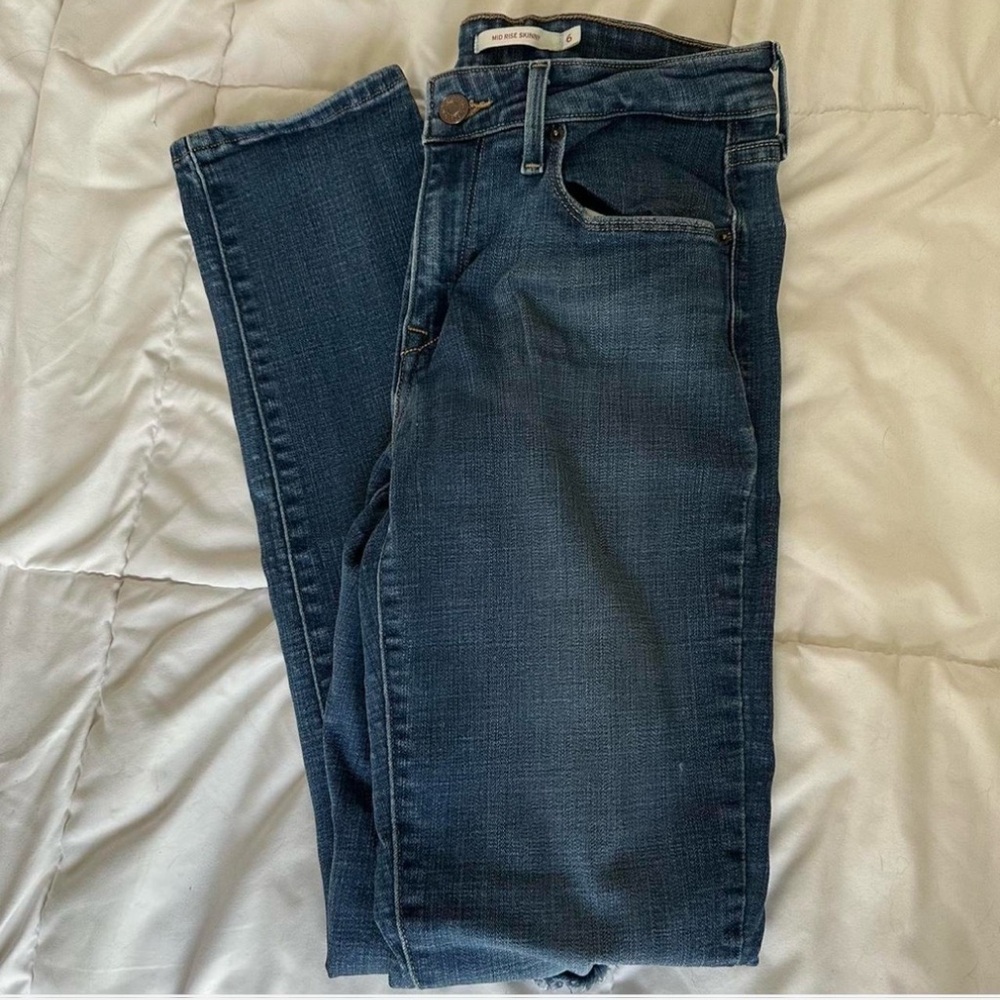 Women's Levi’s Blue Jeans